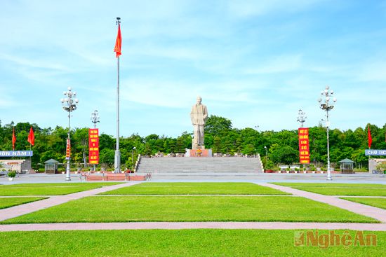 Quảng trường Hồ Chí Minh 